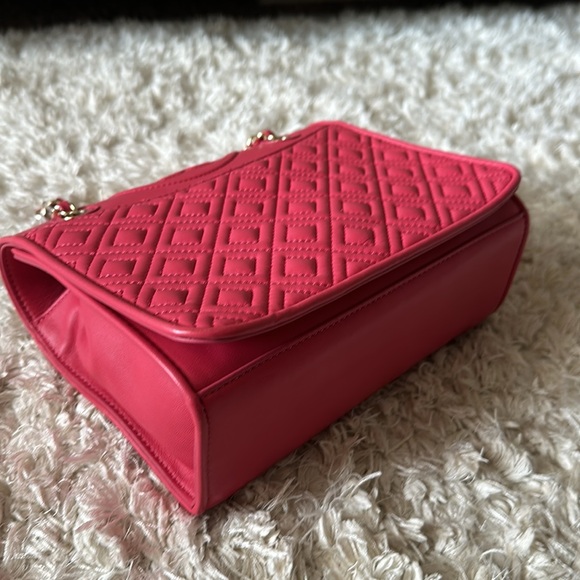 Tory Burch Fleming Medium Shoulder Bag Pink leather - Picture 11 of 13